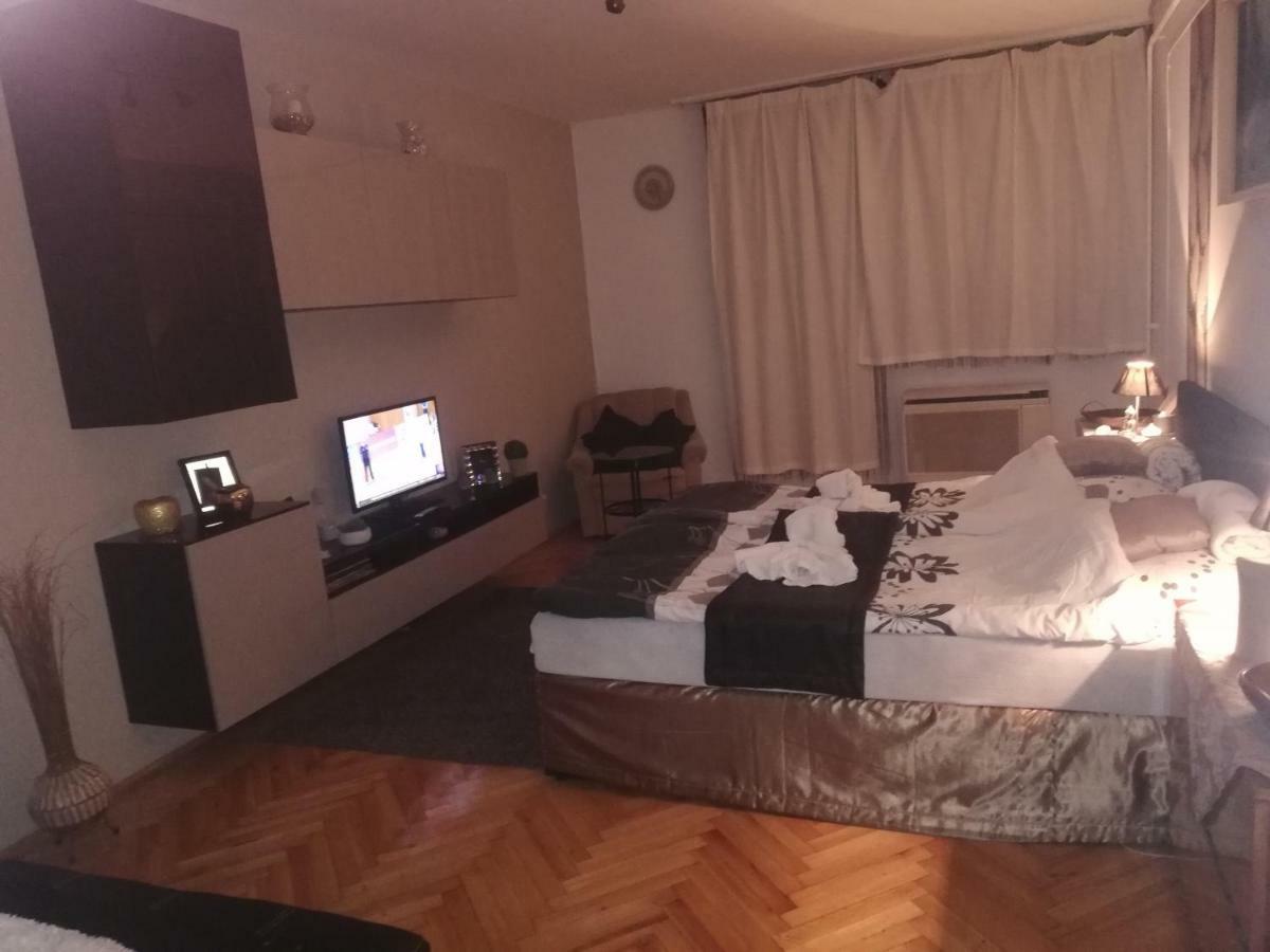 Heni Apartman Nagykanizsa Kültér fotó